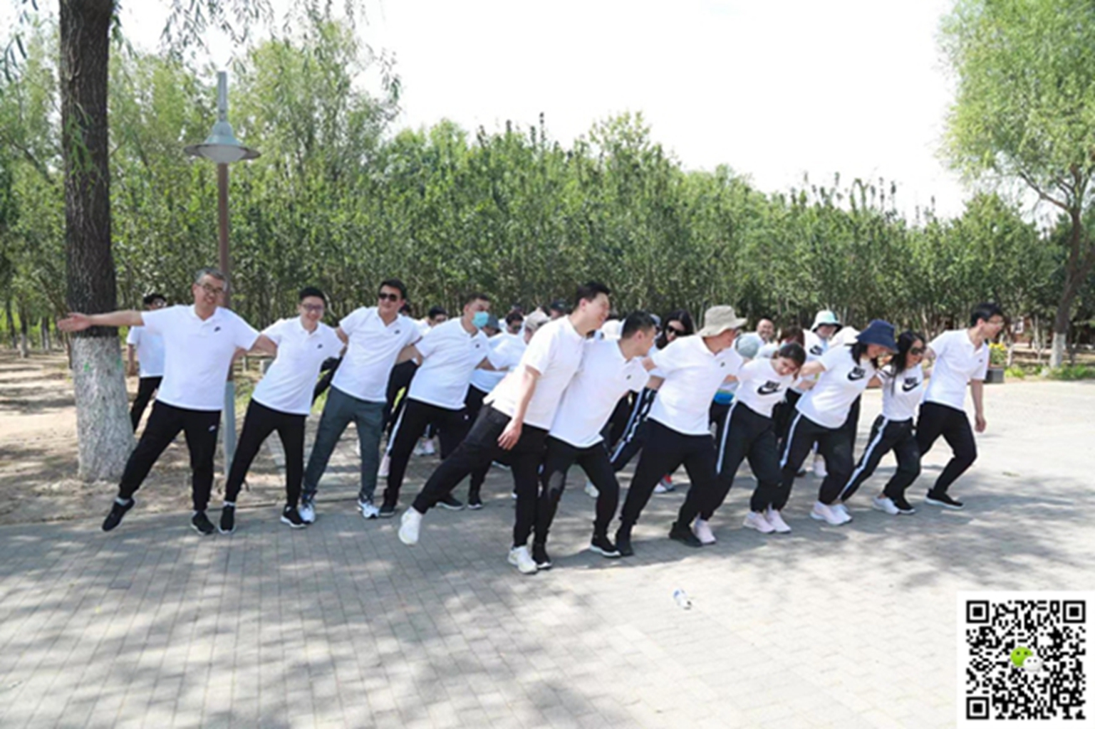 十渡拓展訓(xùn)練活動(dòng)