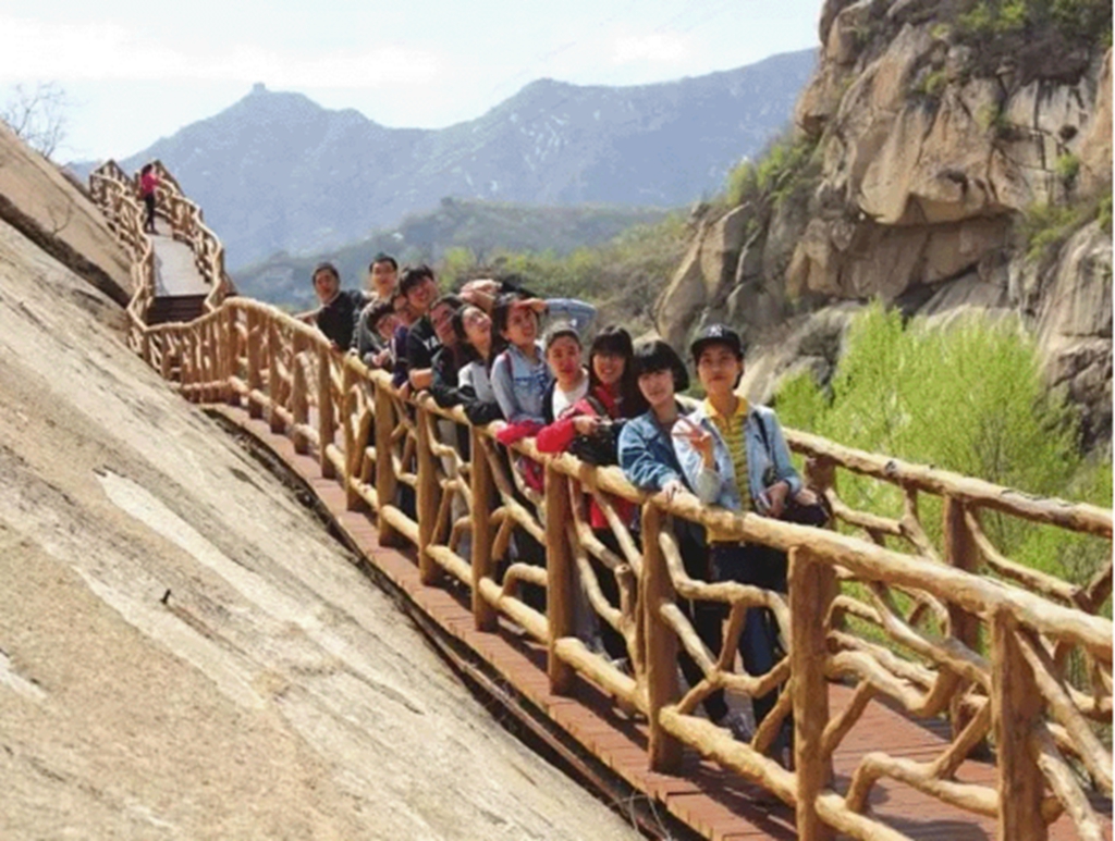  十渡團(tuán)建活動(dòng)